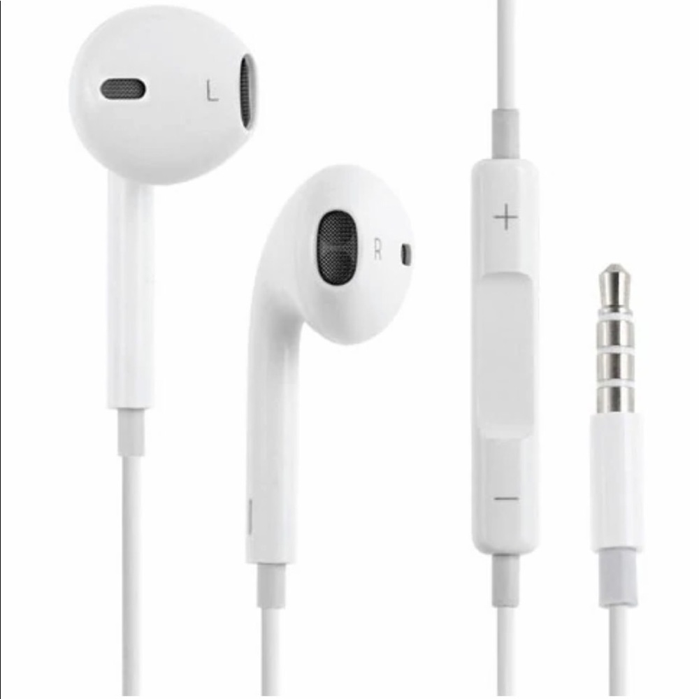 Apple earbuds wired - New in box never used
